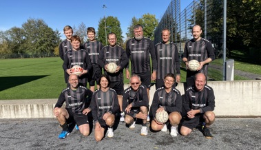 Faustballmannschaften haben ein neues Dress bekommen