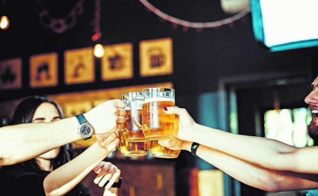 Gericht spricht Wirt von Corona-Massnahmenverstoss frei