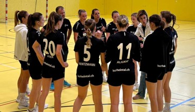 Erster Saisonsieg für die Frauen, dritter in Folge für die Männer