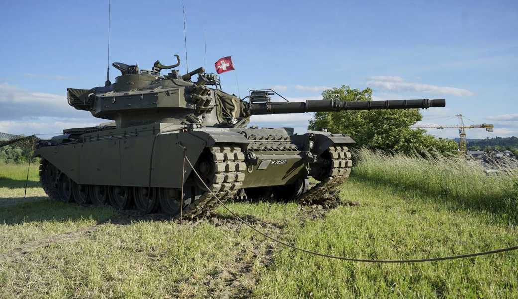 Attraktion der Ausstellung: Der Kampfpanzer Centurion. 