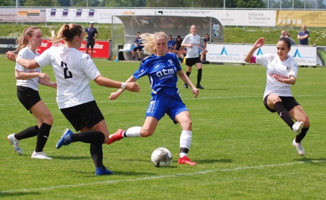 Die Widnauerinnen schlagen das Team Uri mit 8:2 und bleiben dran