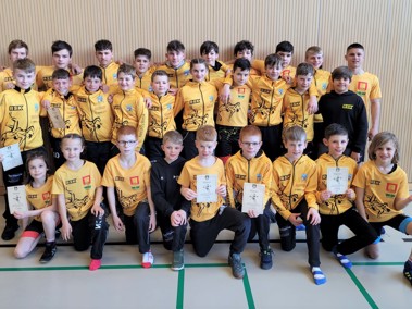 Kriessern holt Silber, Oberriet-Grabs neben Podest