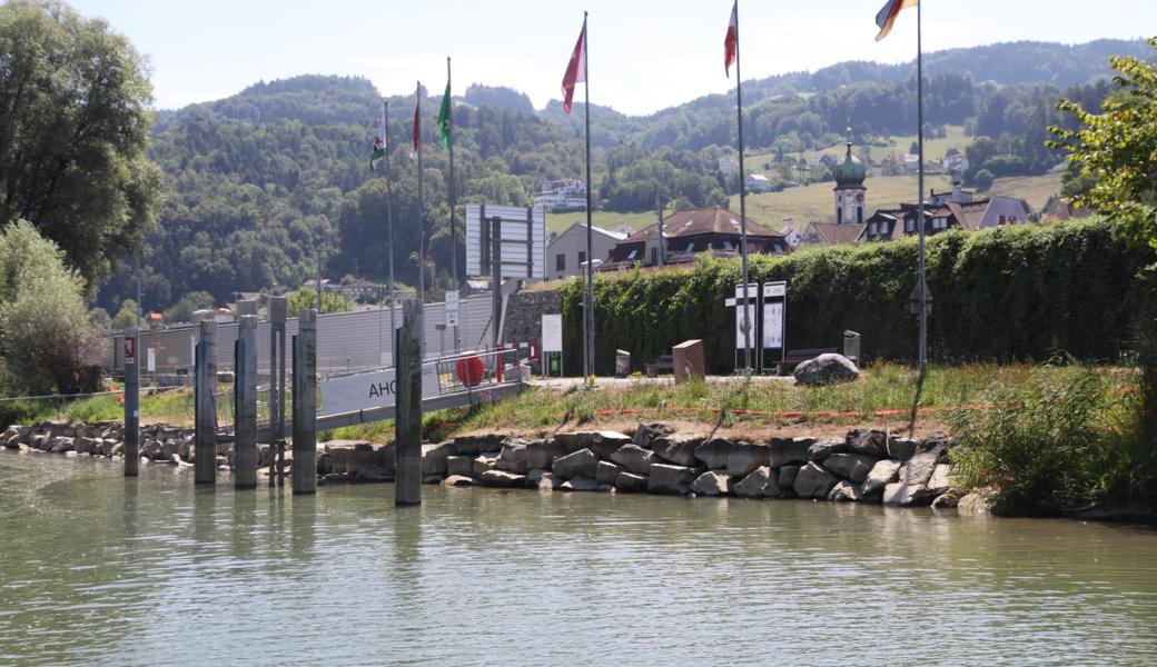 Ankunft in Rheineck. Ohne Anlegen geht es wieder zurück.