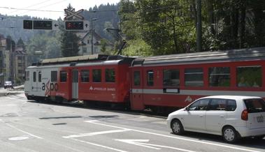 Herannahende Appenzellerbahn übersehen