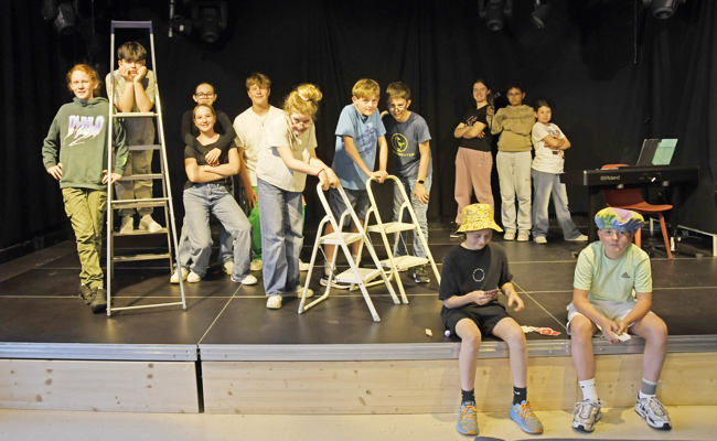 Vom leeren Raum zur kreativen Bühne: So entsteht «Bittercreme» durch Improvisation und Spontanität