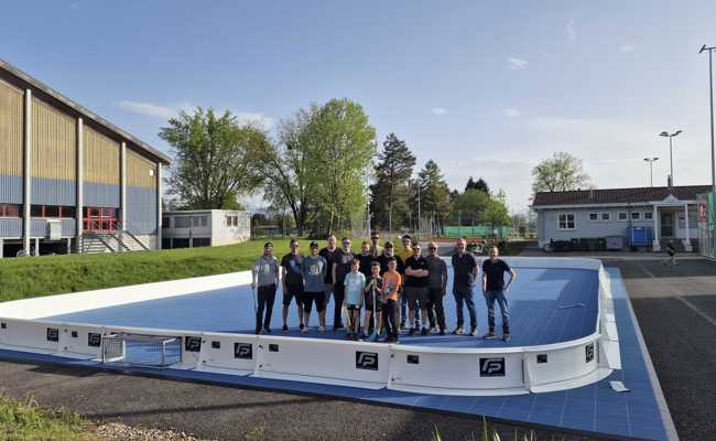 Neues Spielfeld für Freizeitspass: Street Floorball bei der Aegeten