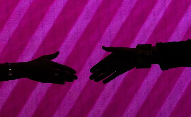 Seitenblick: Bei diesem Deal wäscht eine Hand die andere