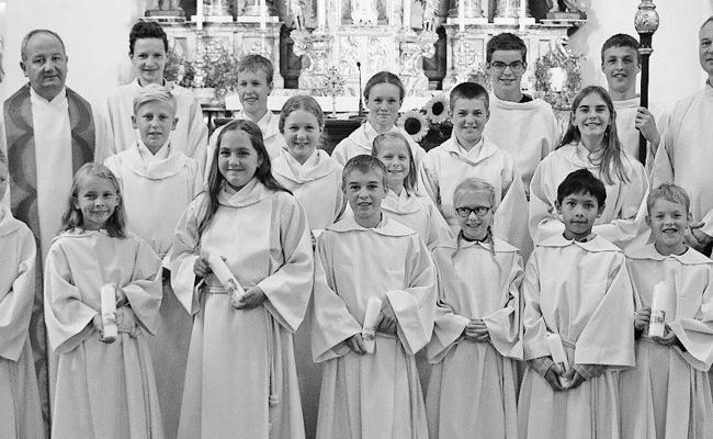Sechs Ministranten aufgenommen