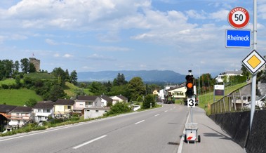 Künftig mit geringerer Geschwindigkeit in den Ort: Tiefbauamt beginnt mit Strassenarbeiten