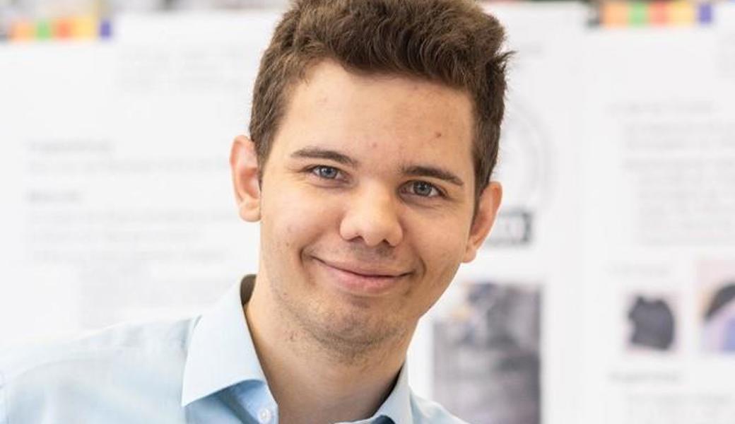 Steffan Arends hat seine Ausbildung zum Konstrukteur EFZ mit einer 5.6 bei der VAT Vakuumventile AG abgeschlossen und gehört damit zu den 105 Gewinnern und Gewinnerinnen des Pestalozzi Stiftepriis 2020. 