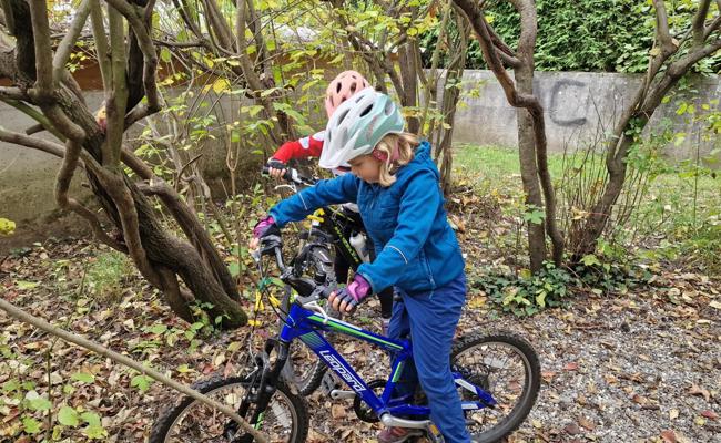 Biken für schnelle Mädchen