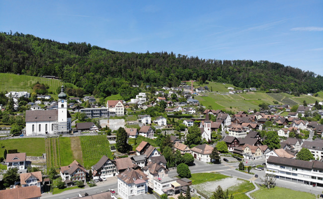 Wechsel an der Spitze der Ortsgemeinde: Nicola Eichmann folgt auf Albert Weder