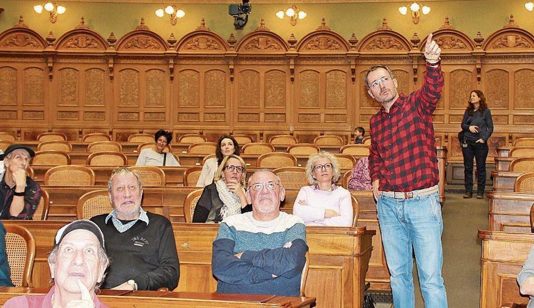 Die Supporter waren vom Besuch im Bundeshaus beeindruckt, der exklusiv für sie war.
