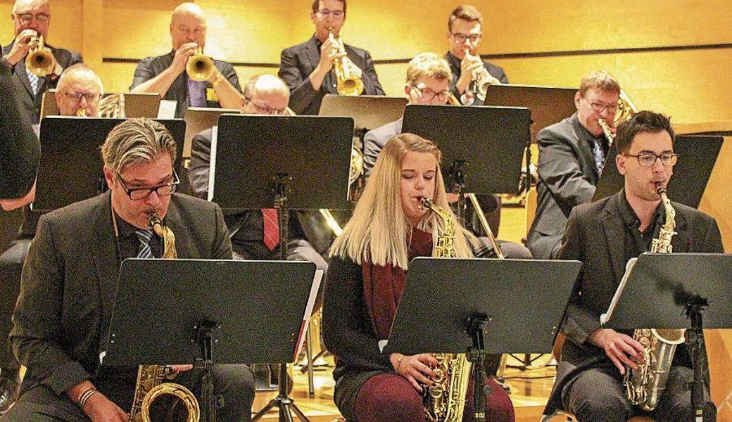 Die SSC Big Band Rheintal spielte ihr Weihnachtkonzert in der voll besetzten Kirche.