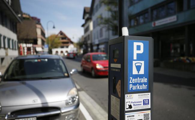 Mehr Parkplätze kosten