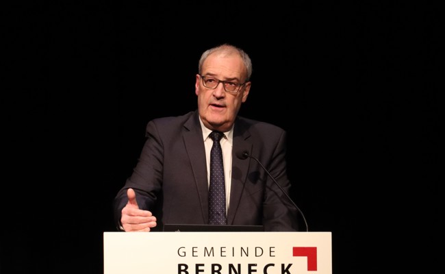 «Ich bin stolz, Winzer zu sein»: Guy Parmelin über sein Image, den Fachkräftemangel und Ribel