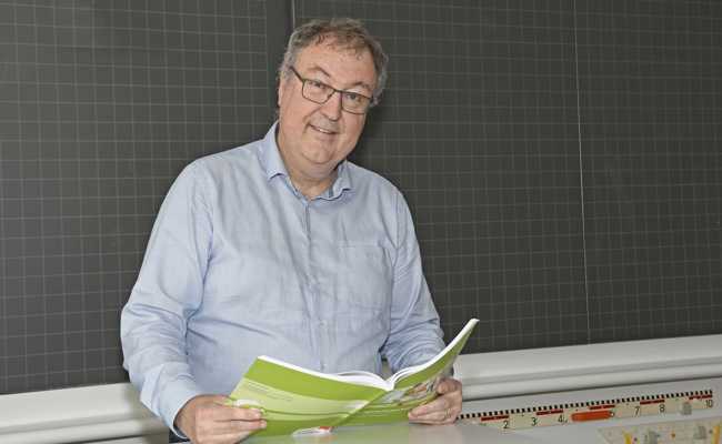Der Stundenplan gibt wieder den Takt an: OMR-Schulleiter Markus Waser wird erneut Lehrer