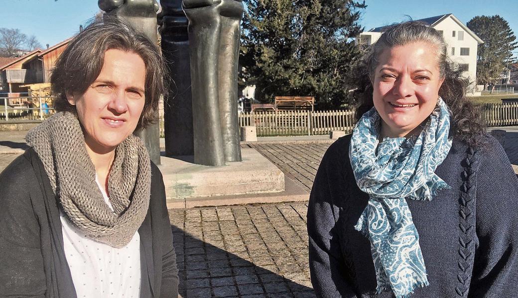 Heike Mader (links) und Ruth Zai unterstützen Mütter und Väter in ihrem anspruchsvollen Job des «Elternseins». 