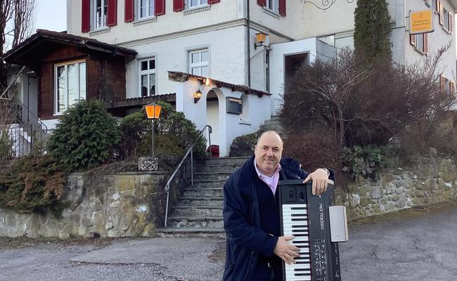 Reverenz an die Ländlerhochburg