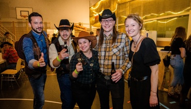 Karohemden, Cowboy-Hüte, Line Dance: «Wild Wild Balga» tauchte in die Country-Szene ein