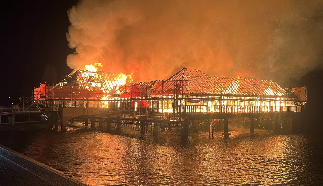 Keine Hinweise auf Brandstiftung: Badhütte- Strafuntersuchung ist abgeschlossen