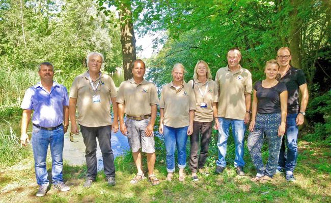 Nachbarn haben ein Naturschutzteam am Alten Rhein