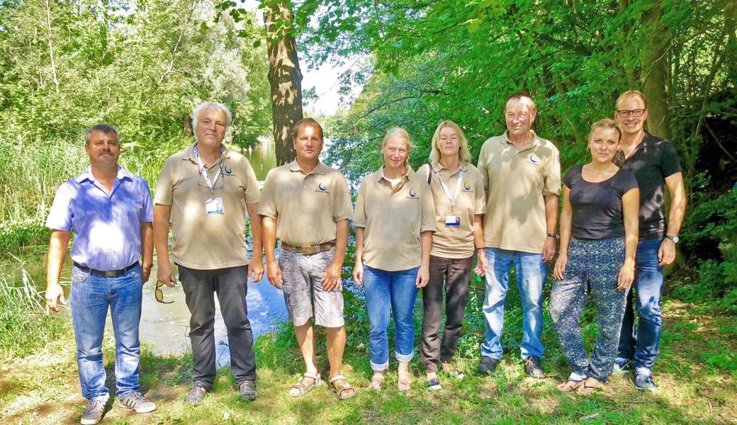 Von links: Umweltstadtrat Gerhard Stoppel, Christian Sonnweber, Erich Bertel, Tamara Ofner, Birgit Solderer, Ludwig Ruault, Umweltreferentin Saskia Amann und Bürgermeister Dieter Egger.