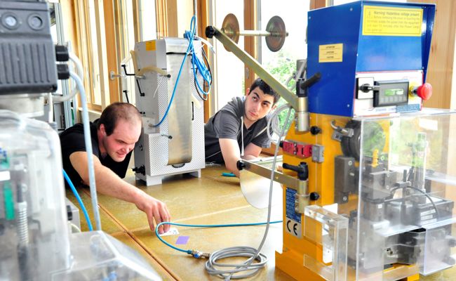 Im Rückstand: Firmen sollen mehr Menschen mit Handycap einstellen