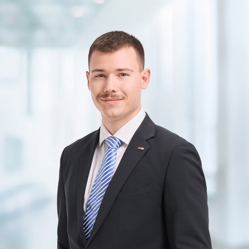 Nando Pallecchi, Mitglied des Kaders, nando.pallecchi@alpharheintalbank.ch  