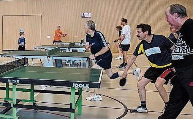 Tischtennis-Turnier und Show im Bildstöckli 