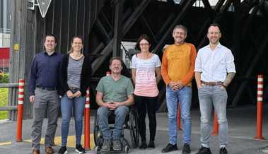 Ein neues Fest mit Betonkuh, Betriebsrundgang und Bowling