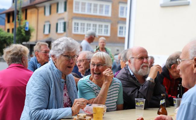 Das Dorf rückt zusammen